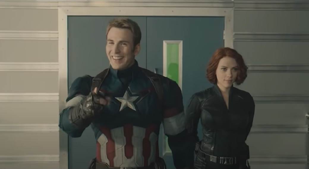   - Mondo / FilmIsNow Movie Bloopers & Extras 