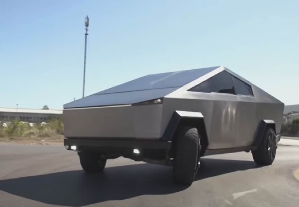   - Mondo / Global News 