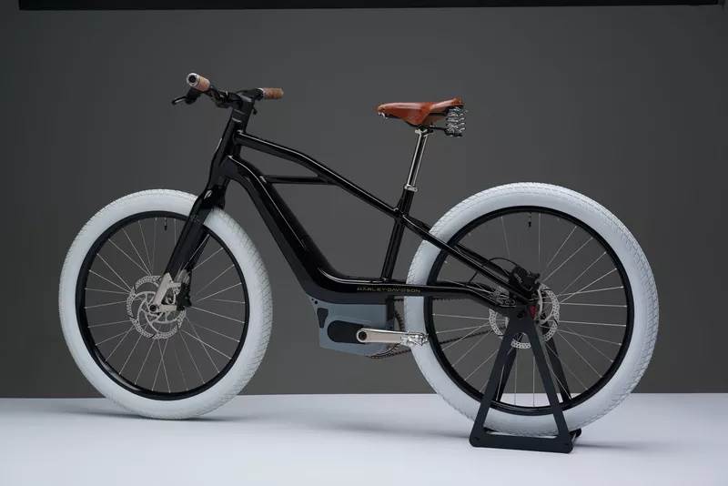 - MONDO / Harley-Davidson    - MONDO / Harley-Davidson