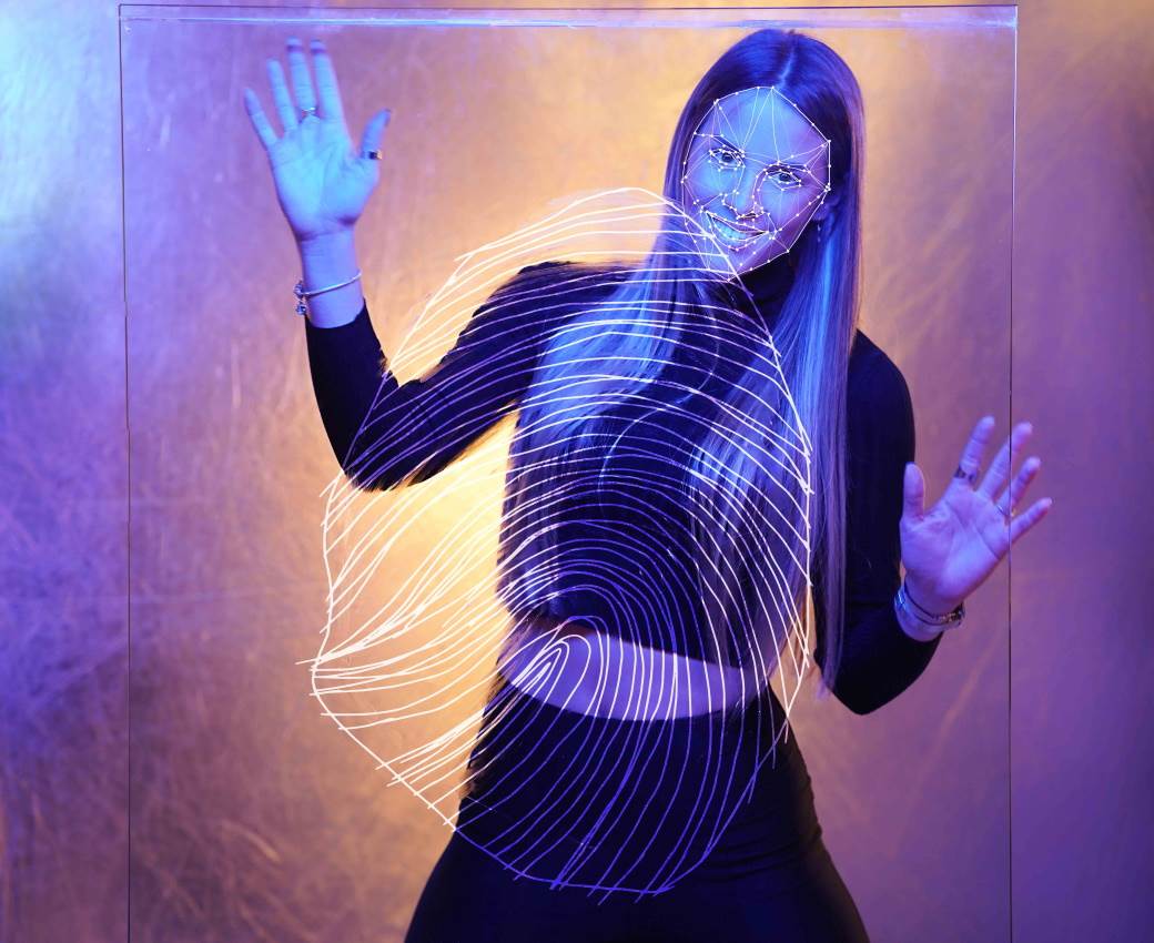   - MONDO / Visa / Nebojša Babić 