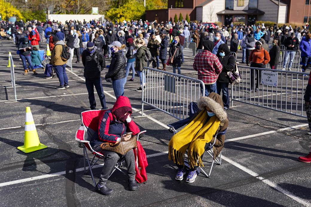   - Tanjug/AP Photo/Michael Conroy 