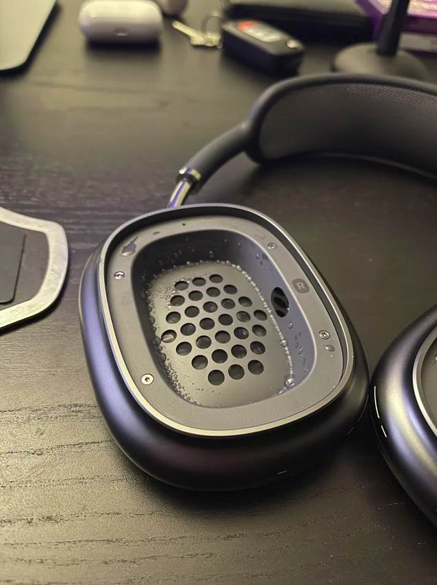   - Mondo / Reddit/ Donald_Filimon 