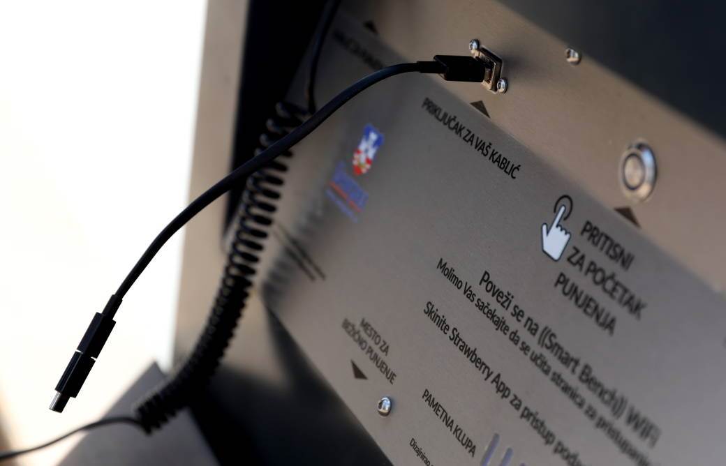   - MONDO/Stefan Stojanović 