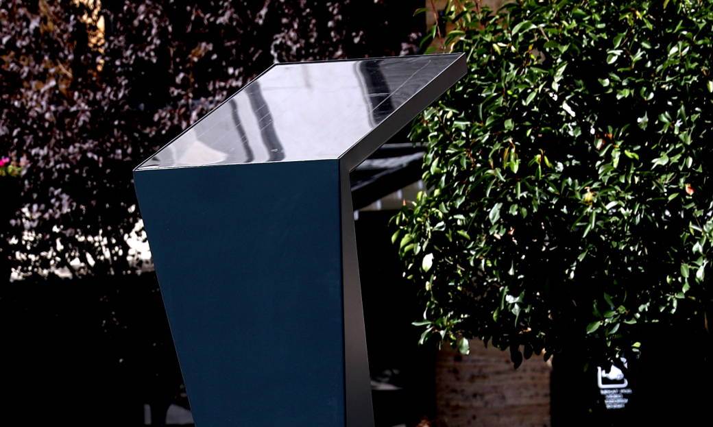   - MONDO/Stefan Stojanović 