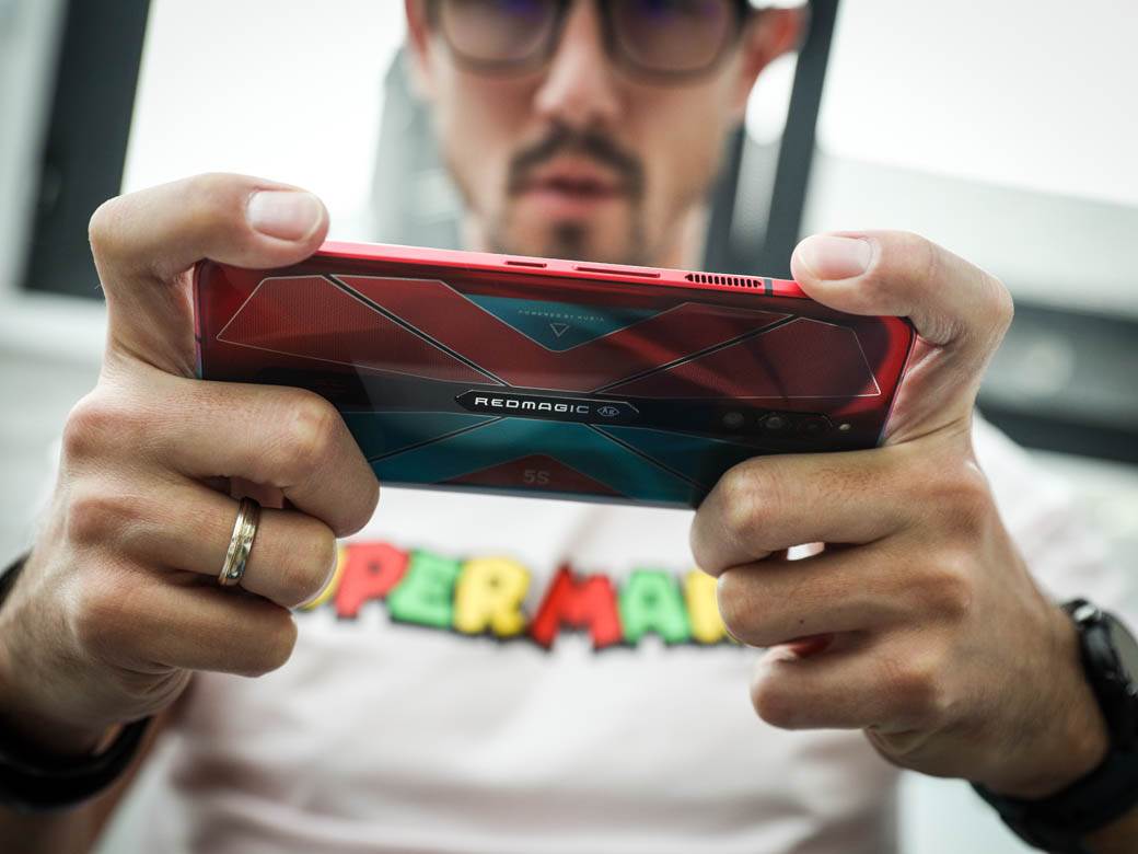   - MONDO/Stefan Stojanović 