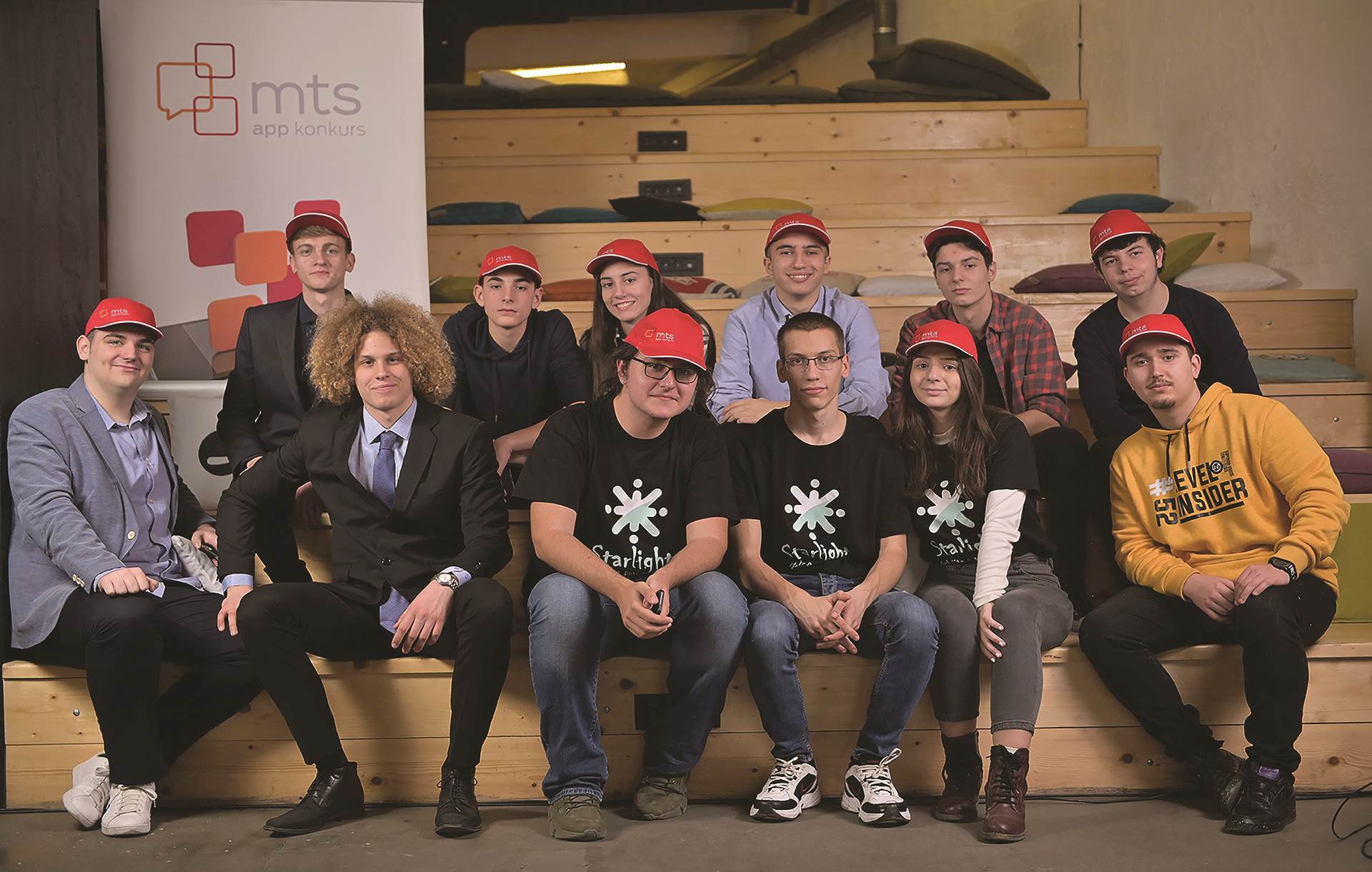 - MONDO / Telekom Srbija    - MONDO / Telekom Srbija