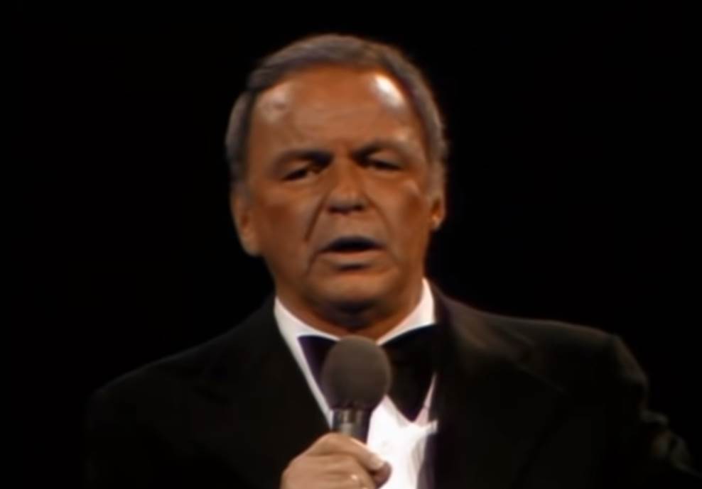   - Mondo / YouTube / Printscreen/ Frank Sinatra 