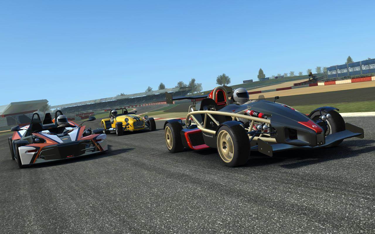   - Real Racing 3. 
