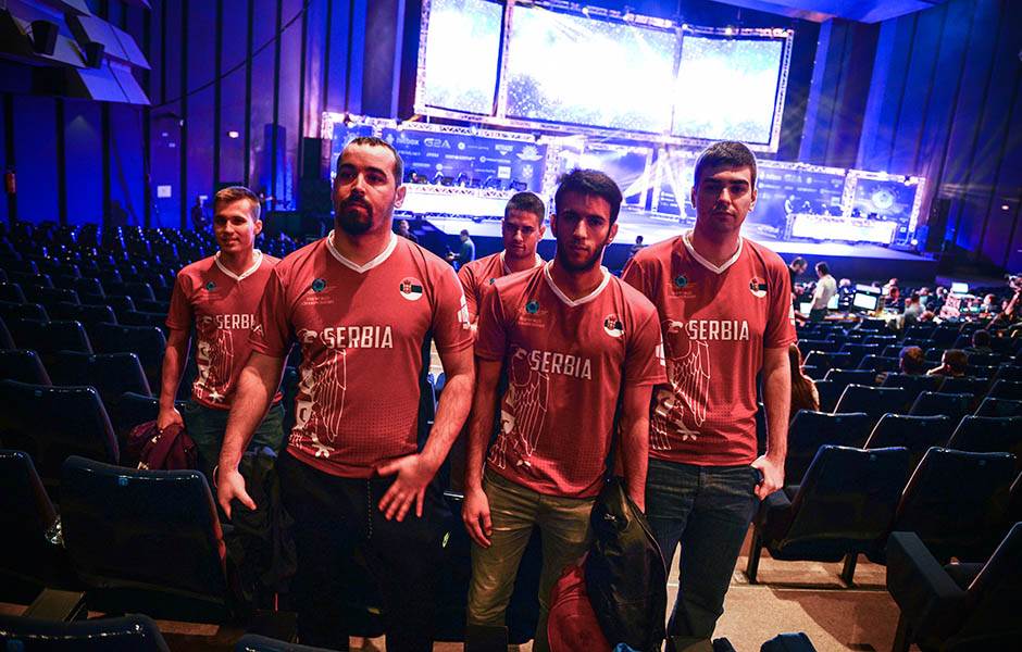   - Mondo/ Stefan Stojanović 