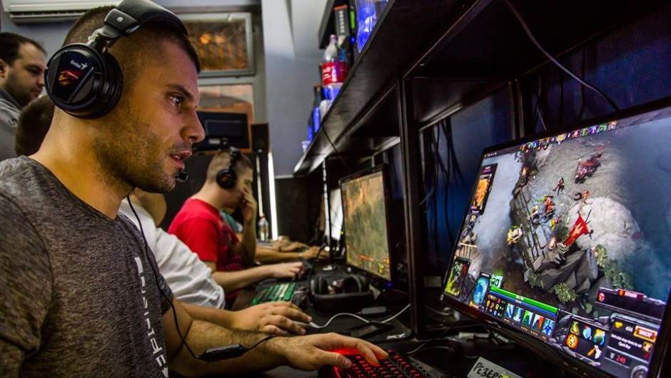   - lvlUP/Nina Miljuš 