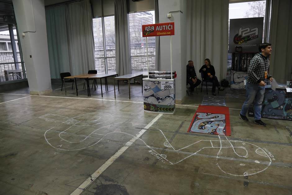   - MONDO/Goran Sivački 