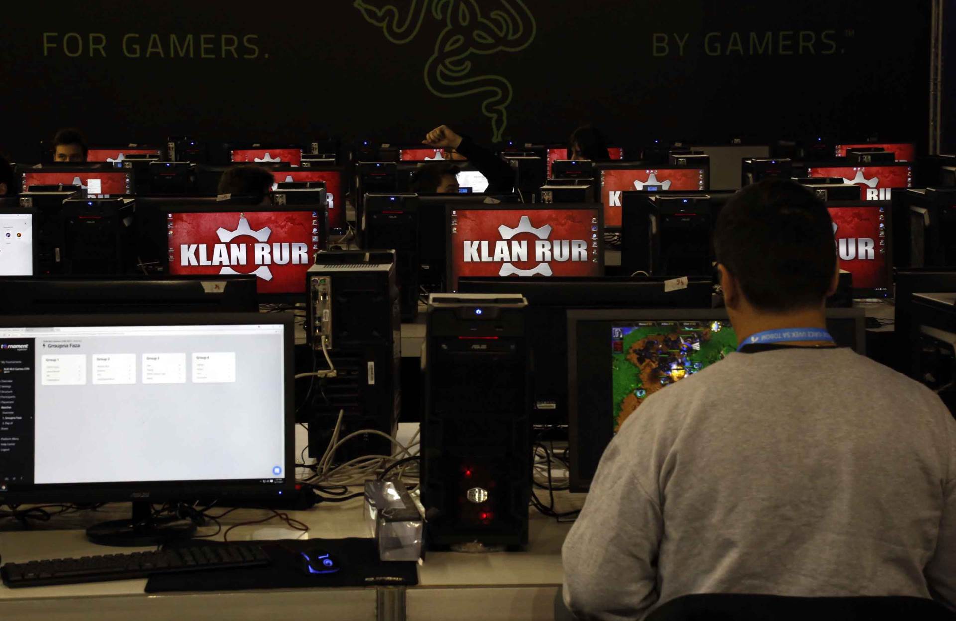   - MONDO/Goran Sivački 