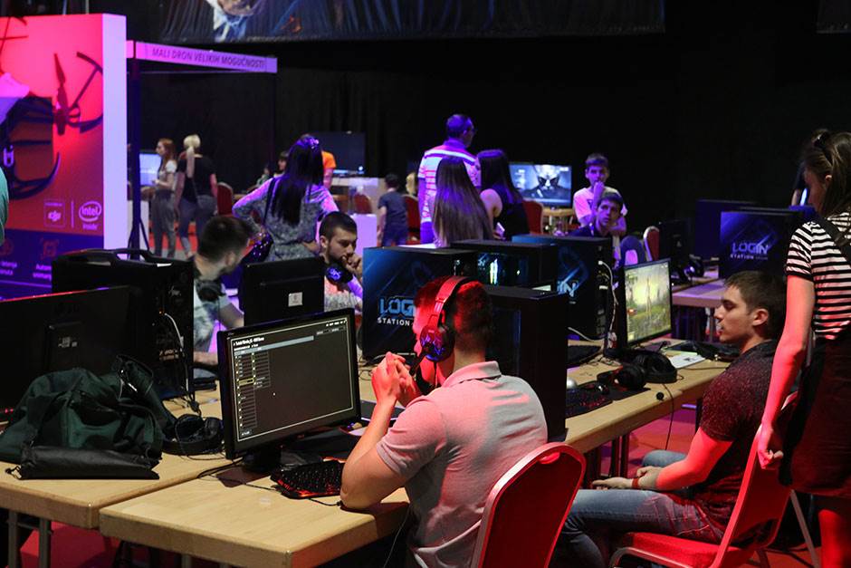   - MONDO/Goran Sivački 