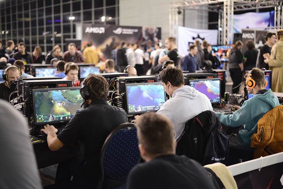   - Mondo/ Stefan Stojanović 