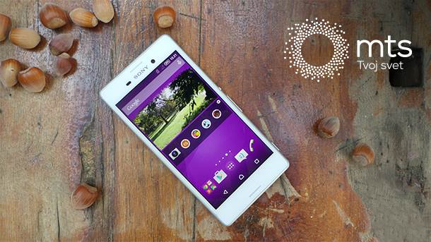  Sony Xperia M4 Aqua. 