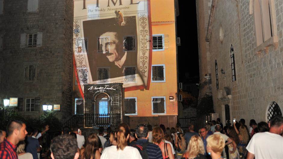 - mtel/Telekom Srbija    - mtel/Telekom Srbija