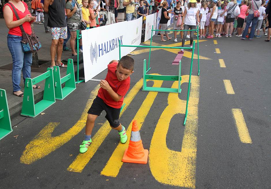   - Mondo/ Goran Sivački 