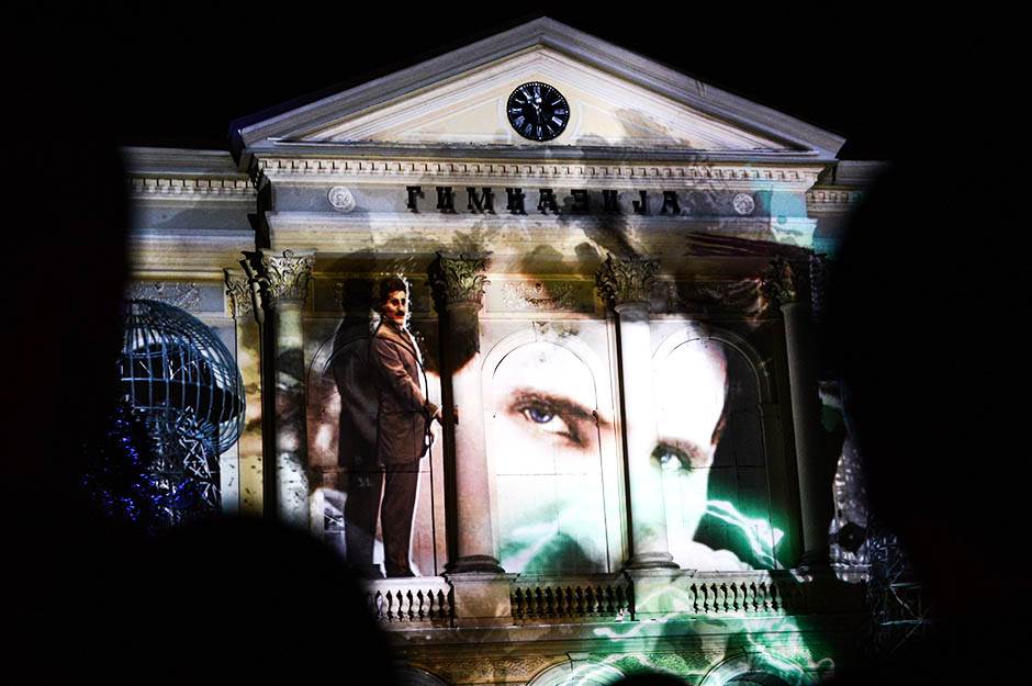 - Mondo/ Stefan Stojanović    - Mondo/ Stefan Stojanović