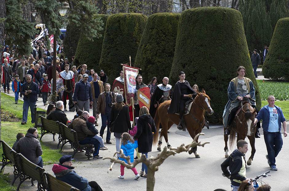   - Mondo/ Stefan Stojanović 