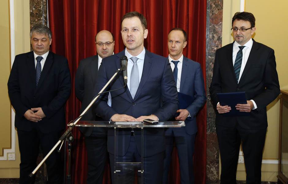   - MONDO/Goran Sivački 