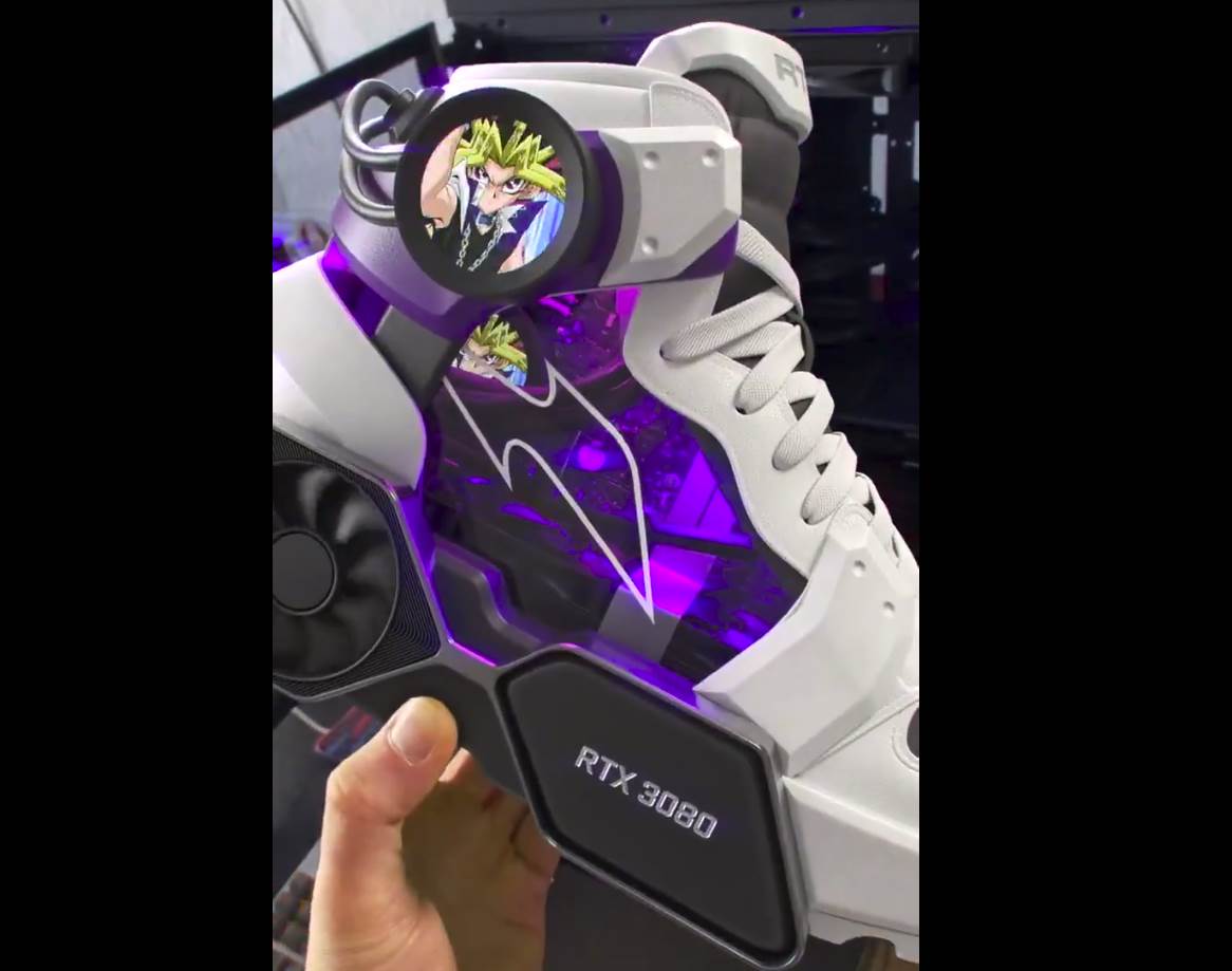   - Mondo / NZXT-RTFKT 