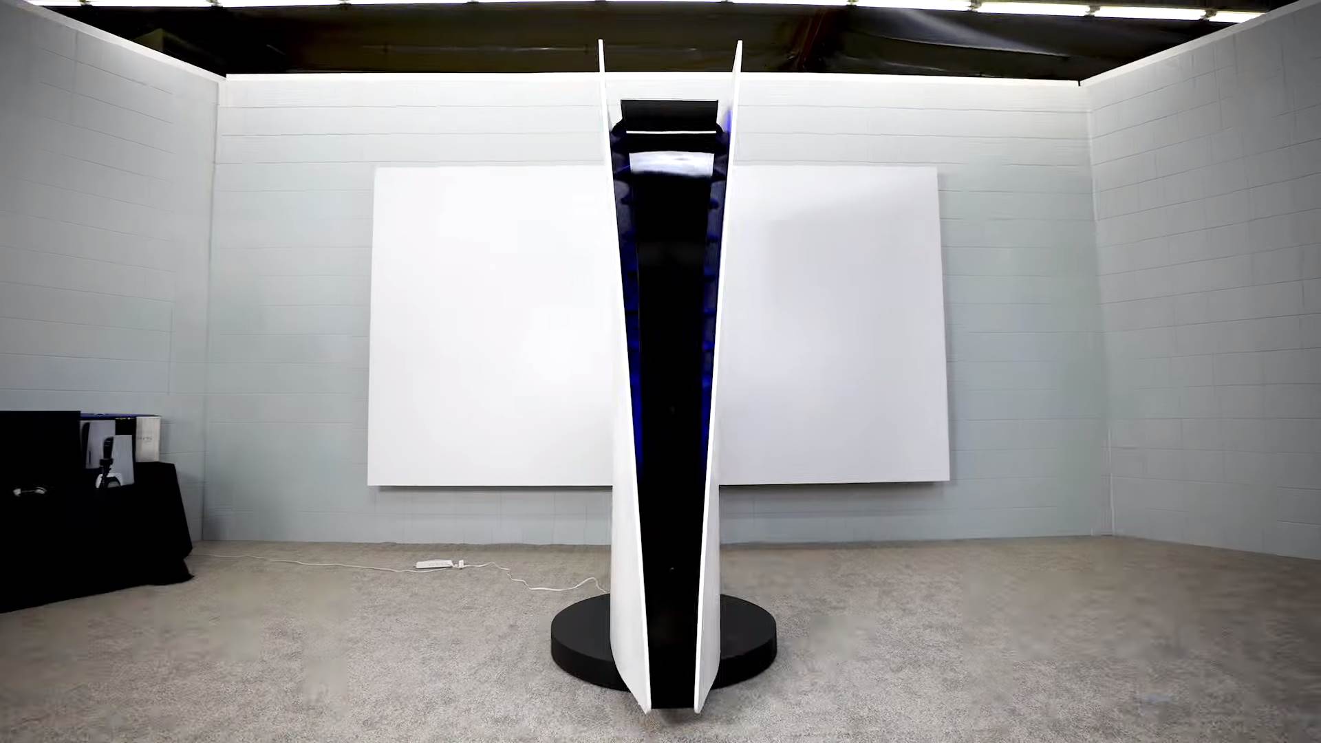   - YouTube/ Printscreen/ ZHC 