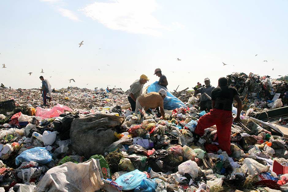 - MONDO/Goran Sivački    - MONDO/Goran Sivački