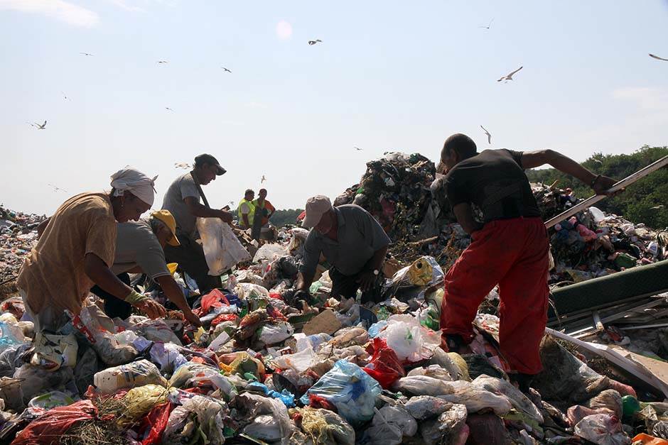   - MONDO/Goran Sivački 