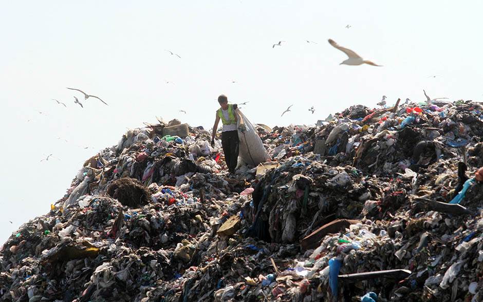 - MONDO/Goran Sivački    - MONDO/Goran Sivački