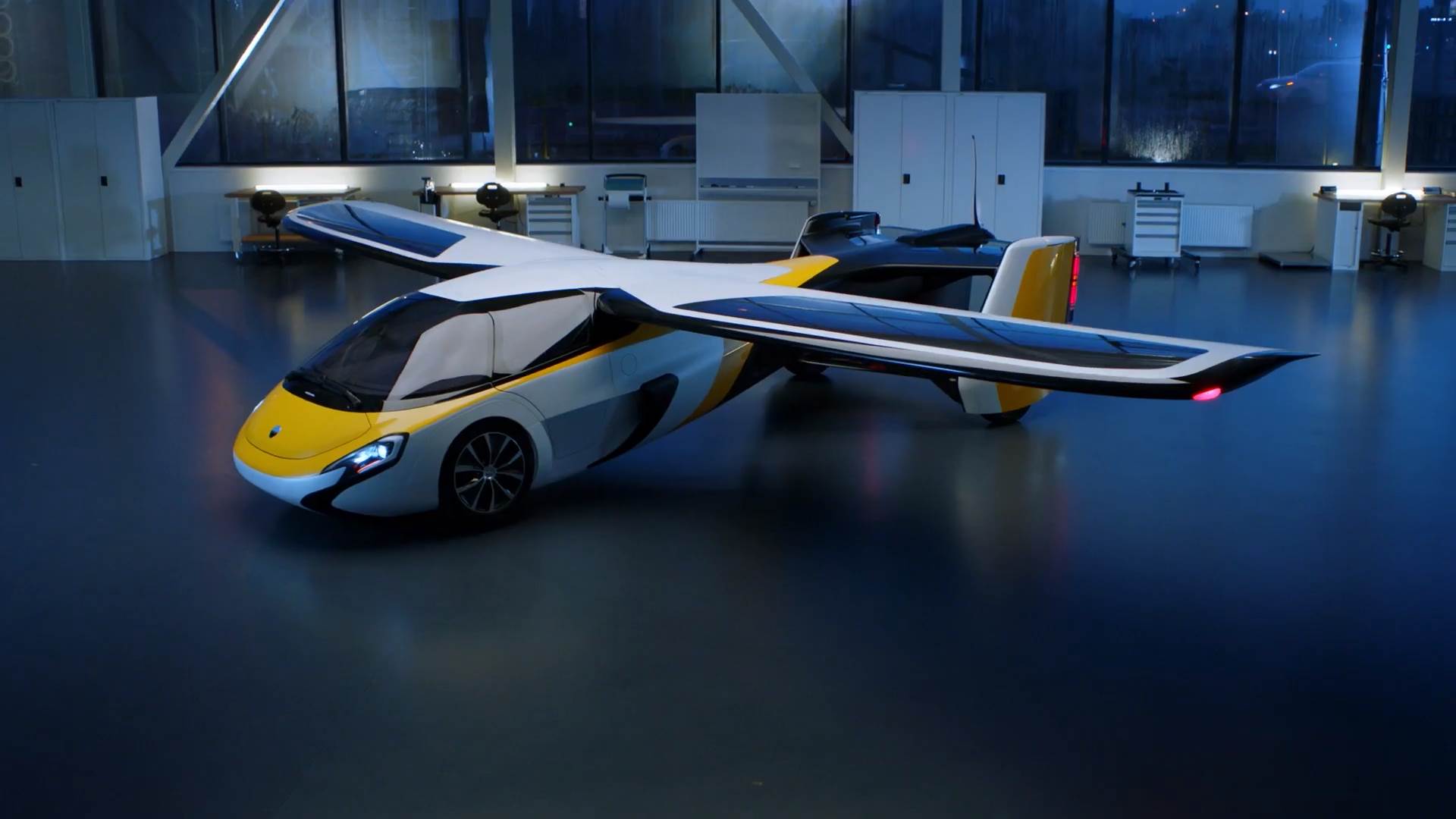   - YouTube/ Printscreen/ AeroMobil 