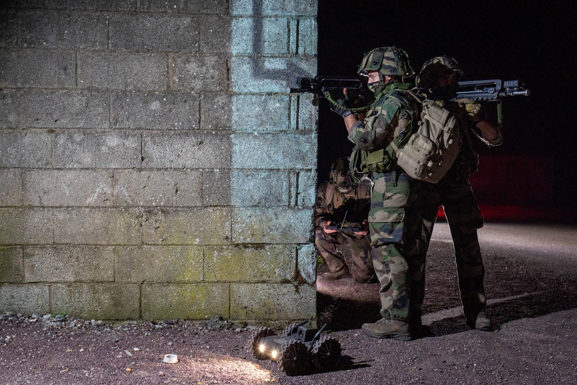   - SmartLife / Twitter / SaintCyrCoet 