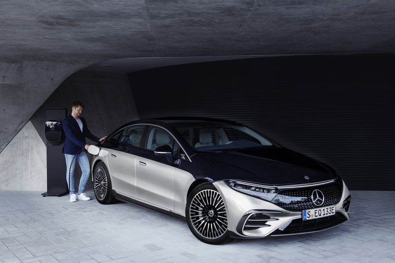   - SMARTLife / Mercedes-Benz 