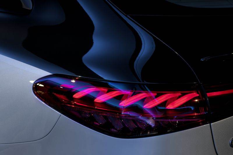   - SMARTLife / Mercedes-Benz 