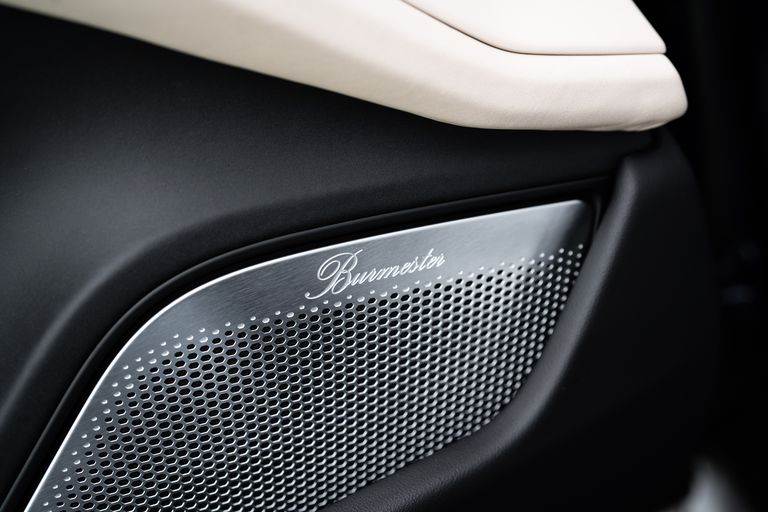   - SMARTLife / Porsche 