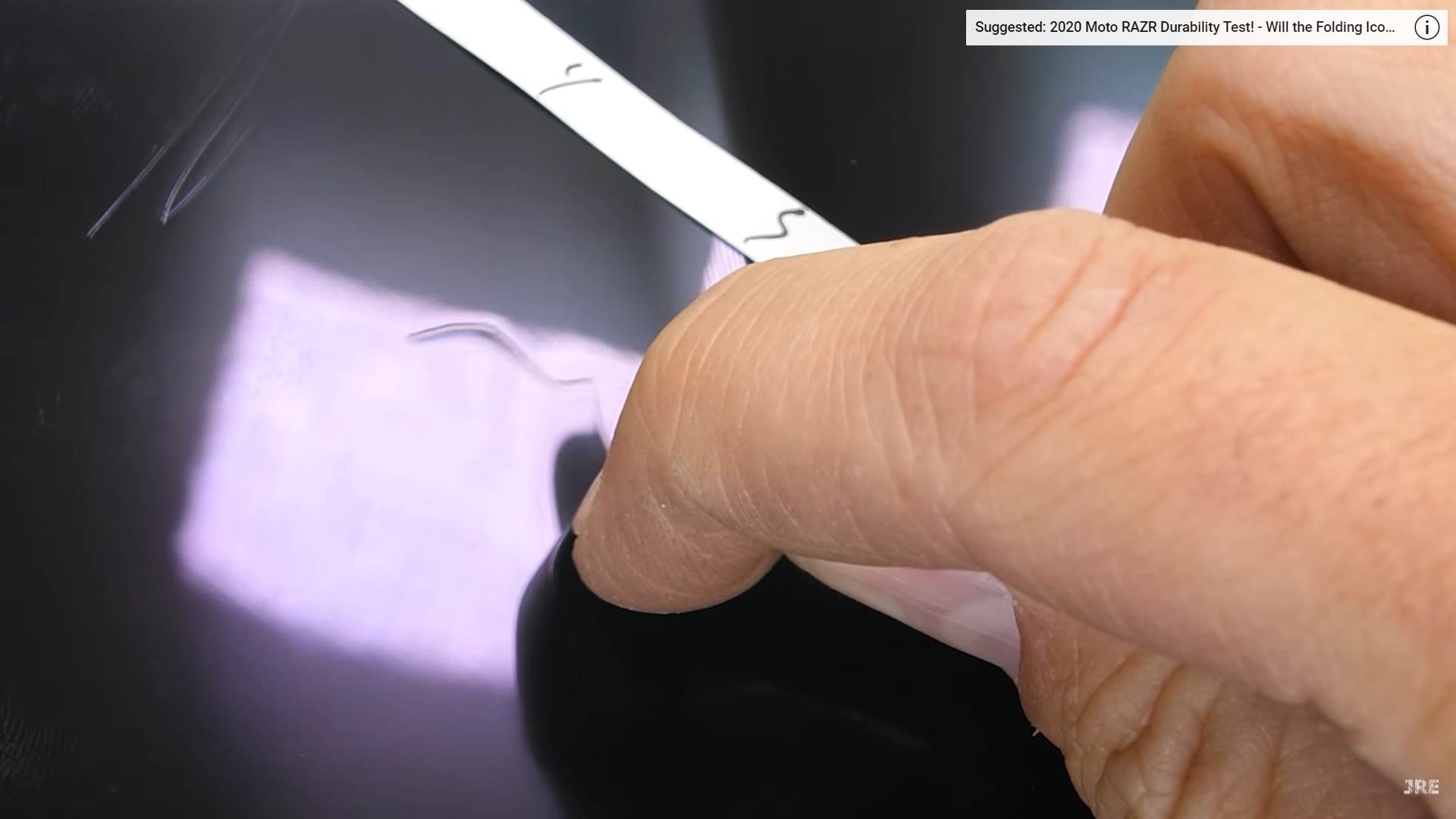   - SmartLife / YouTube / JerryRigEverything 