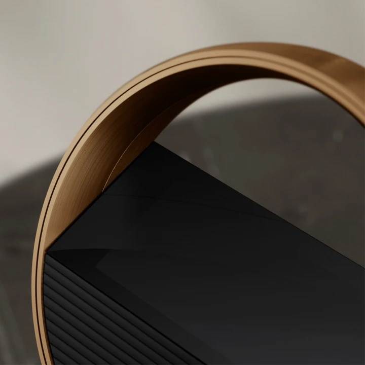   - SmartLife / Bang&Olufsen 