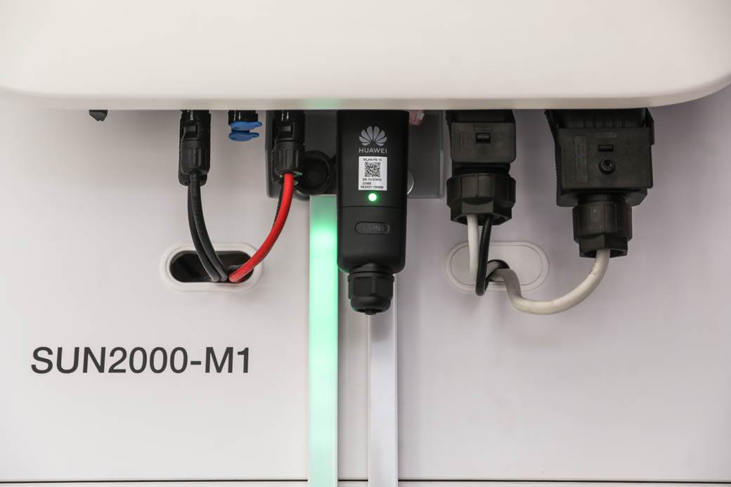   - SmartLife / Stefan Stojanović 