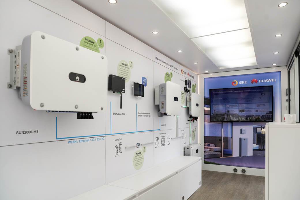   - SmartLife / Stefan Stojanović 