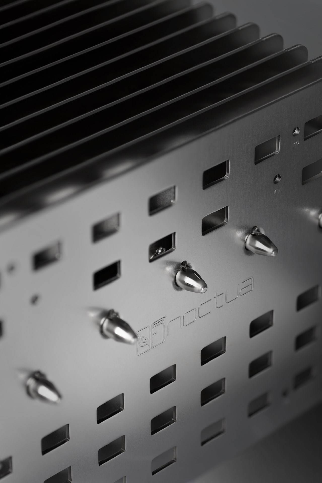   - SmartLife / Noctua 