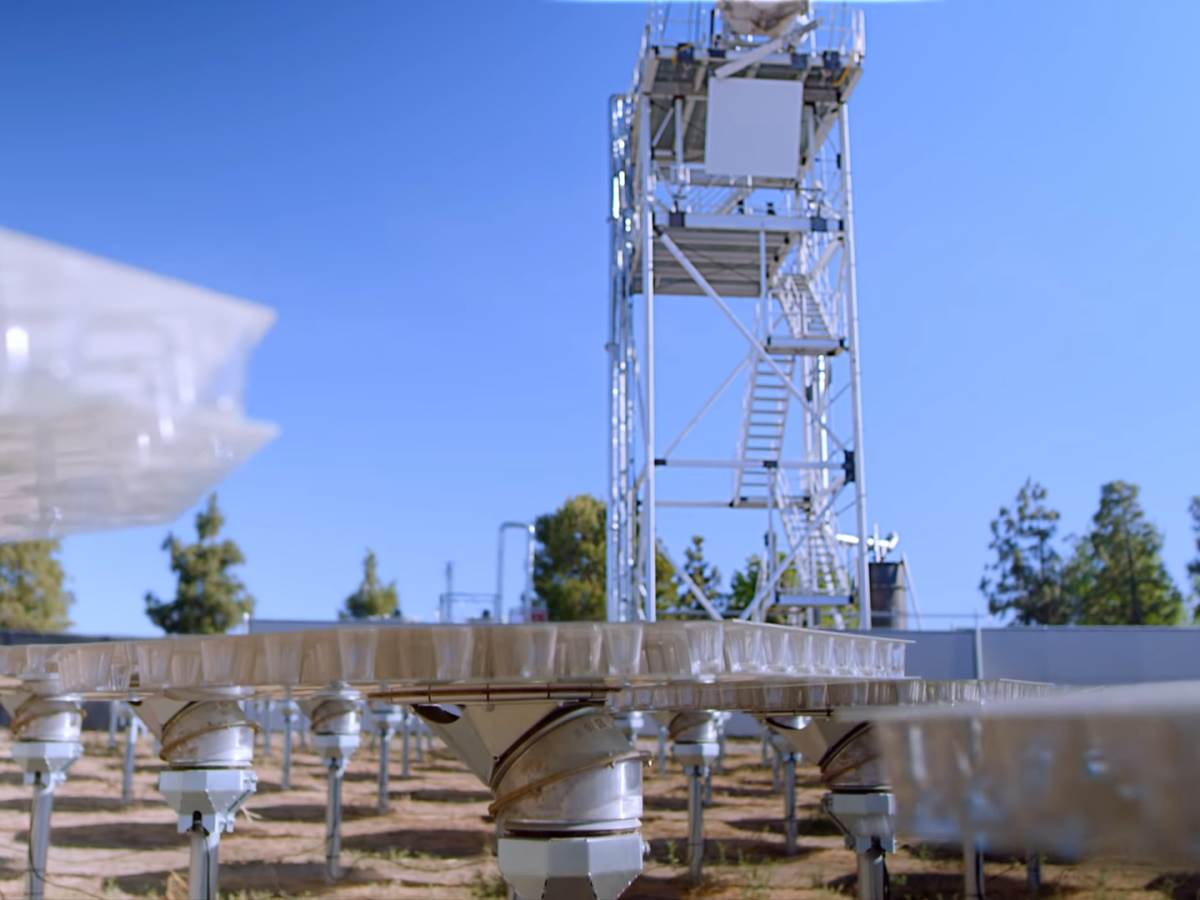   - SmartLife / YouTube @Freethink 