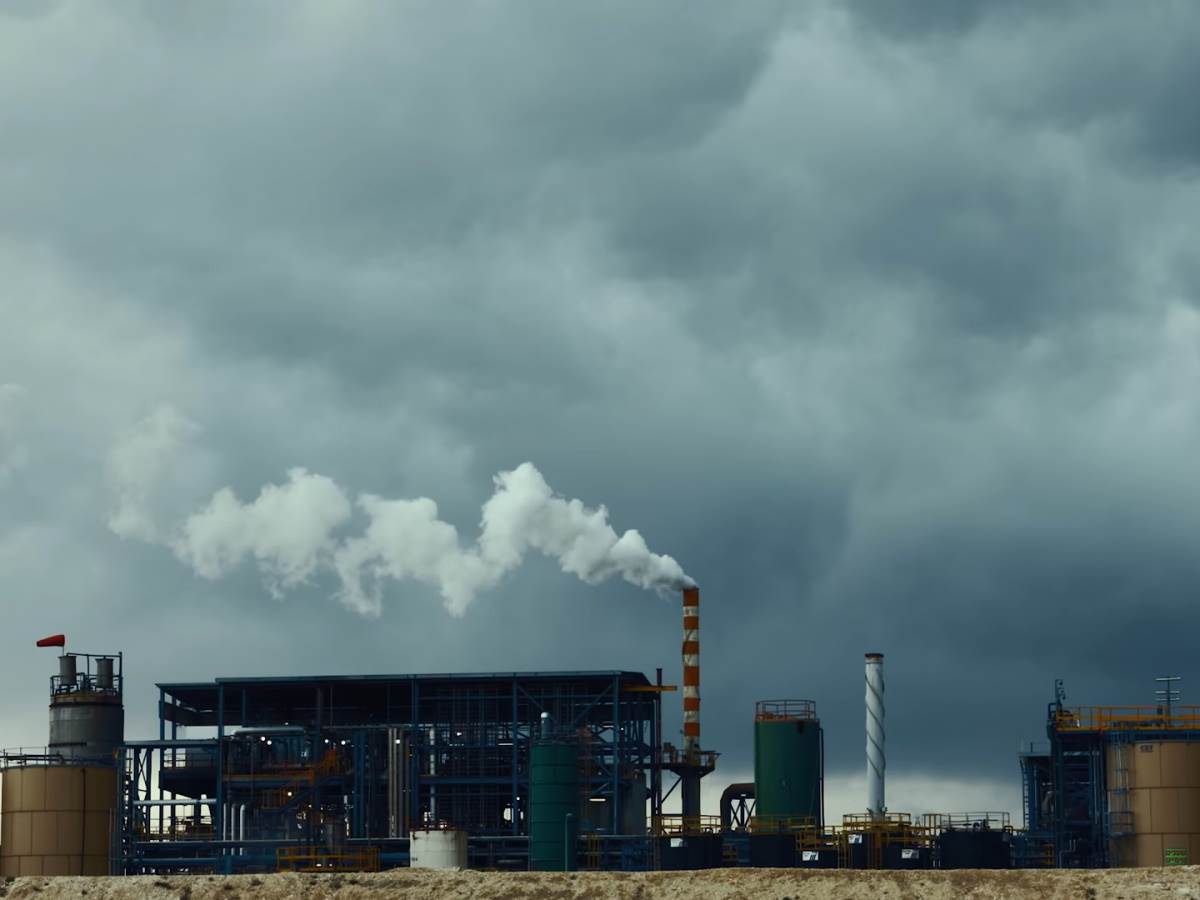   - SmartLife / YouTube @Freethink 