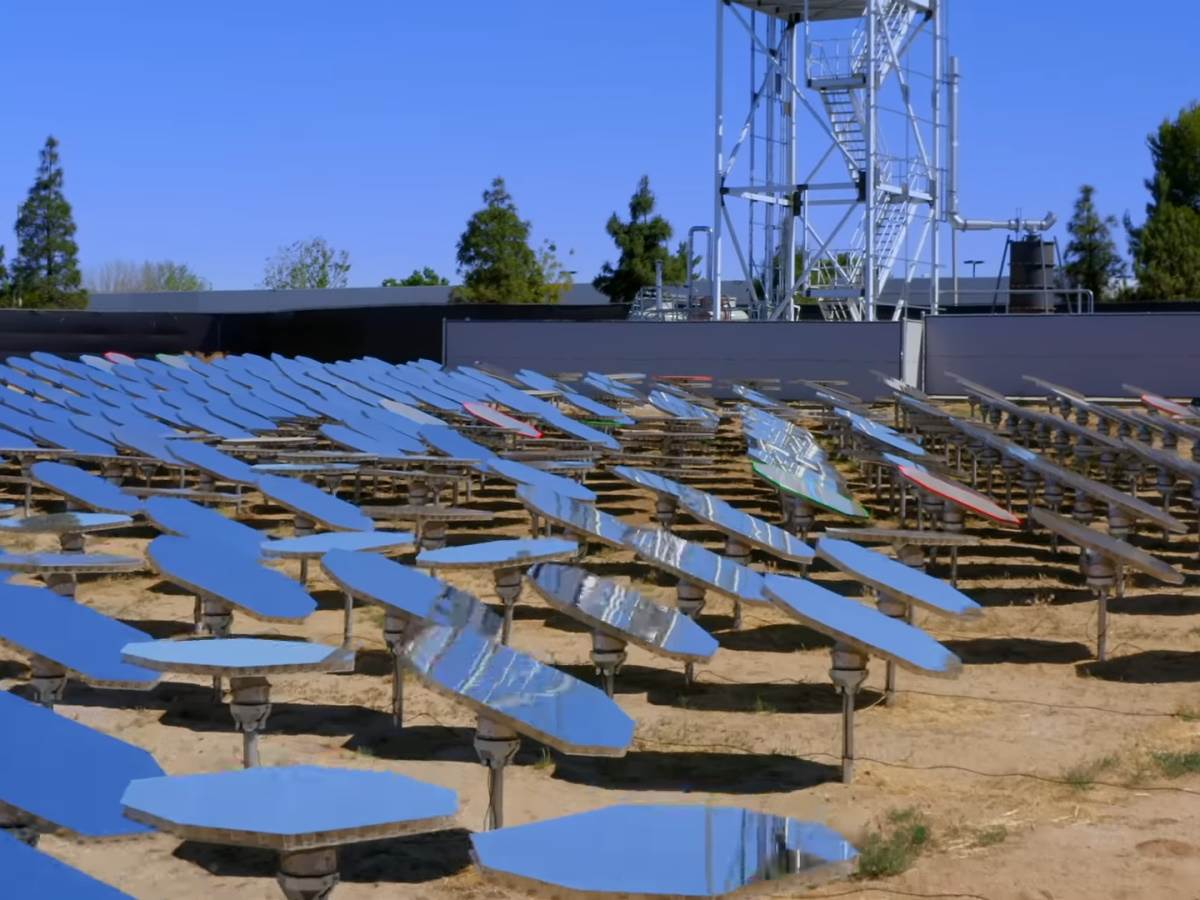 Koncentrovana solarna energija 8.jpeg Koncentrovana solarna energija 8.jpeg