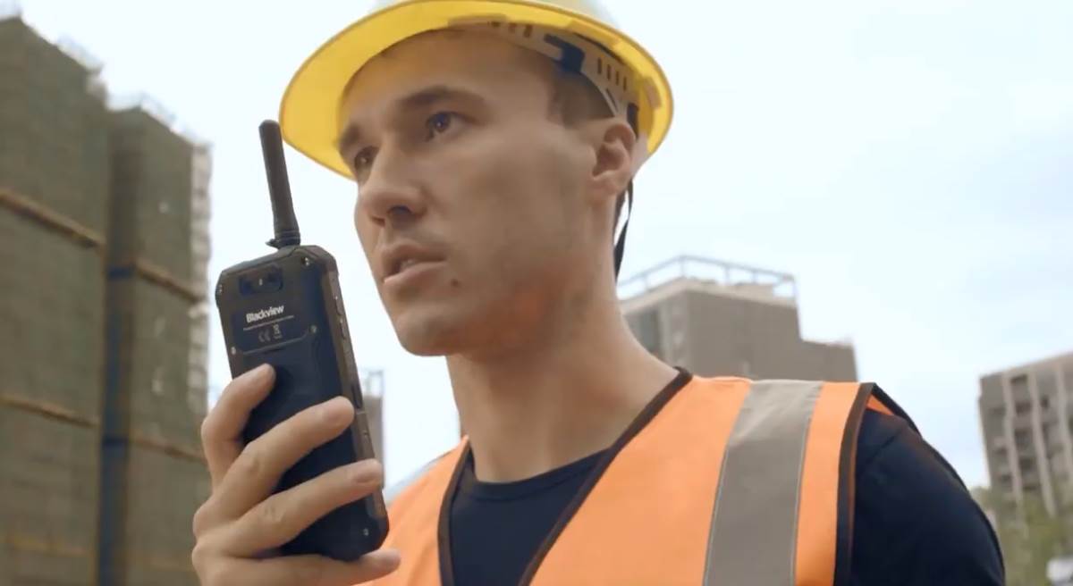   - YouTube/ Printscreen/ RuggedSmartphone 