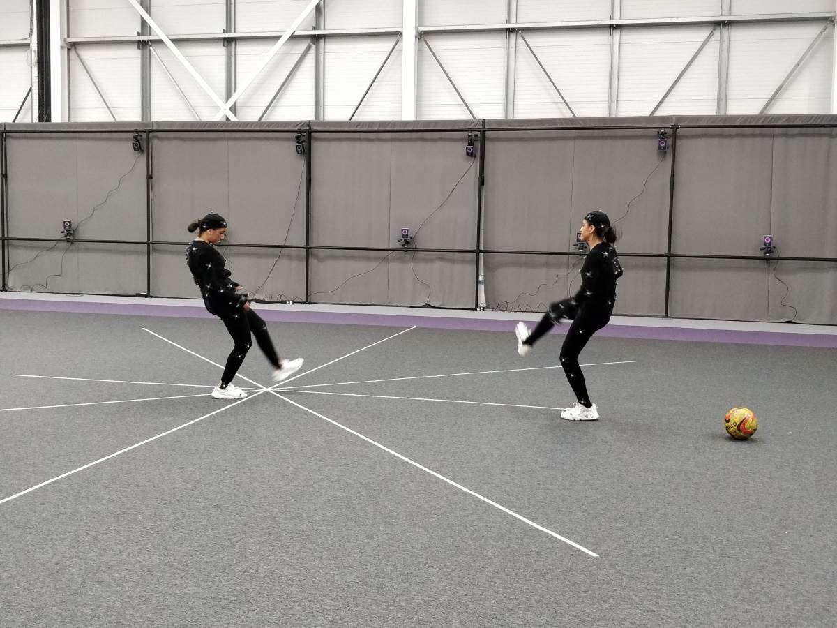   - SmartLife / Football Manager 