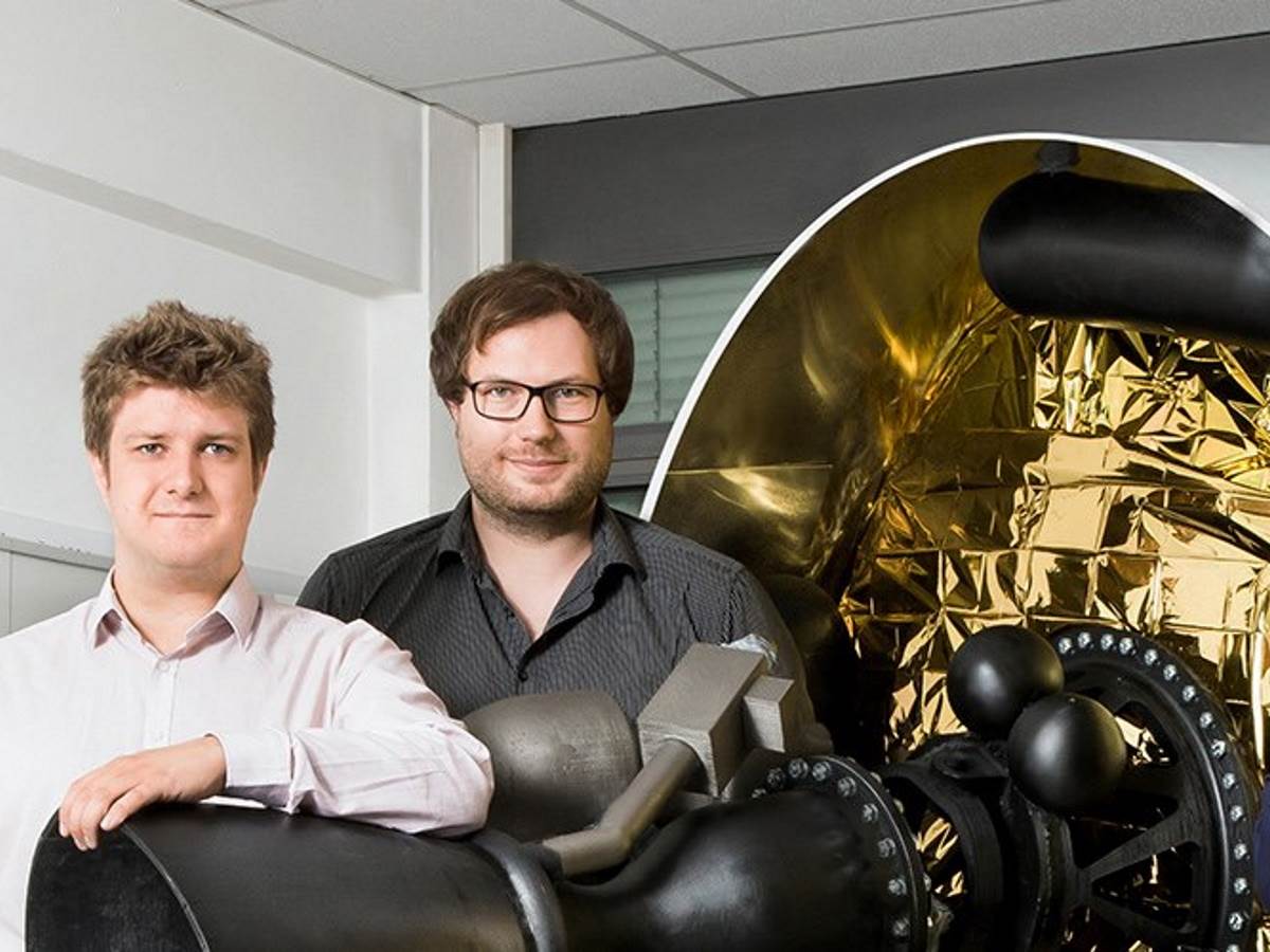   - SmartLife / ISAR Aerospace 