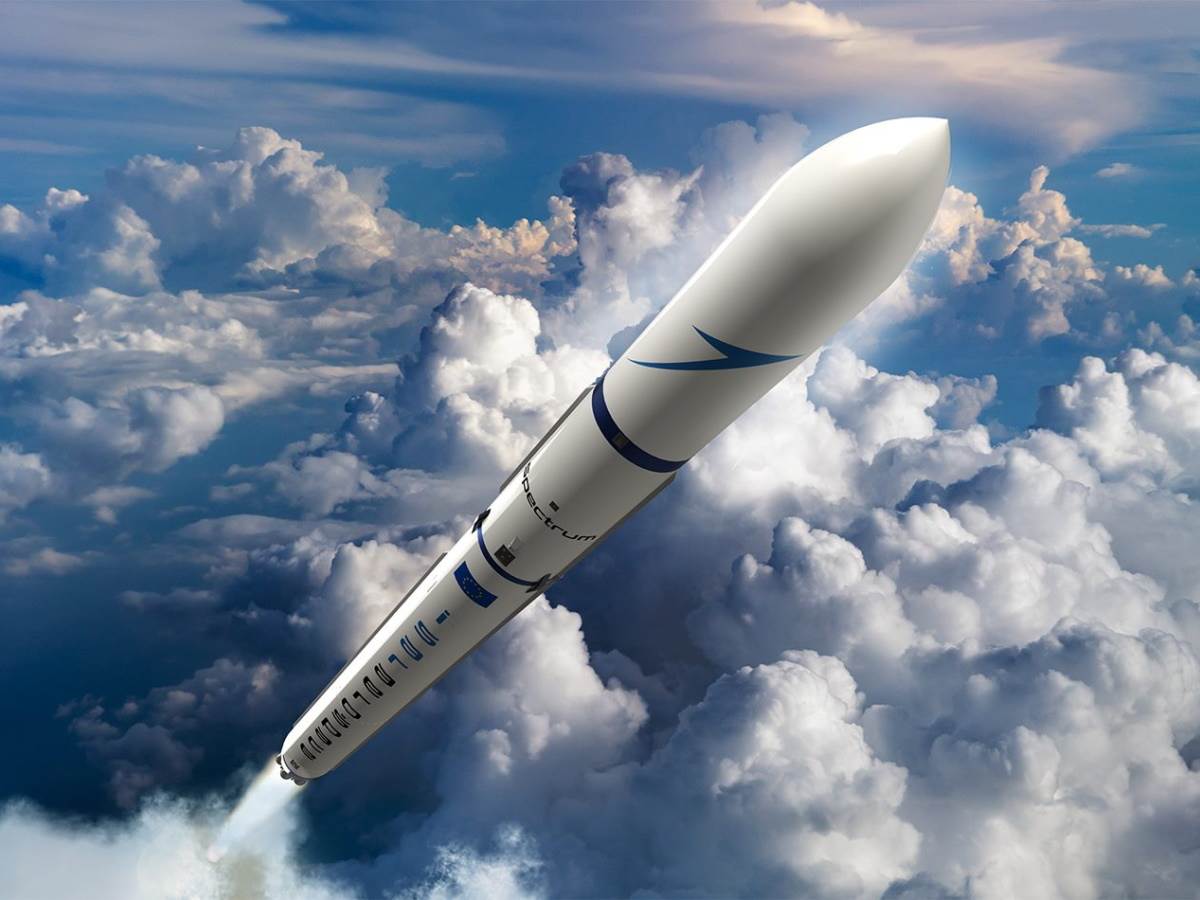   - SmartLife / ISAR Aerospace 