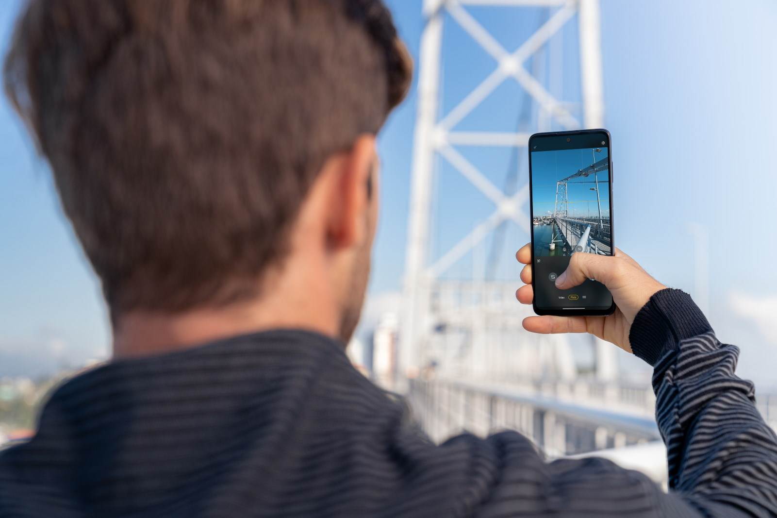   - SmartLife / Motorola 