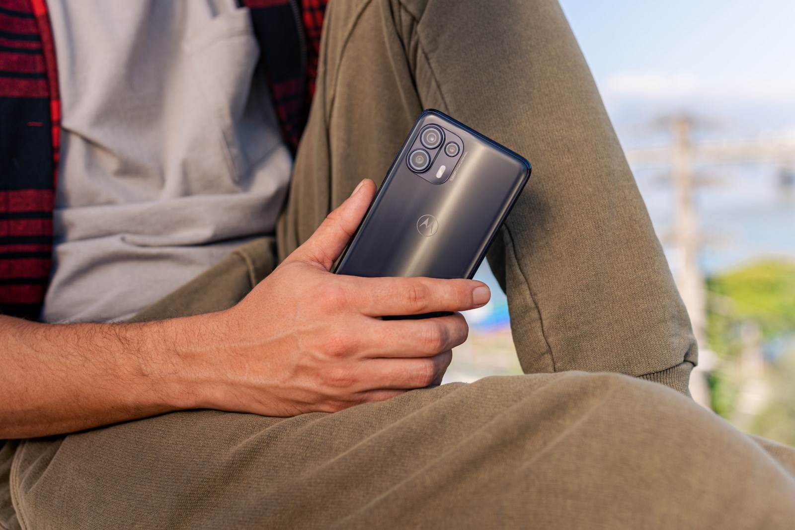   - SmartLife / Motorola 