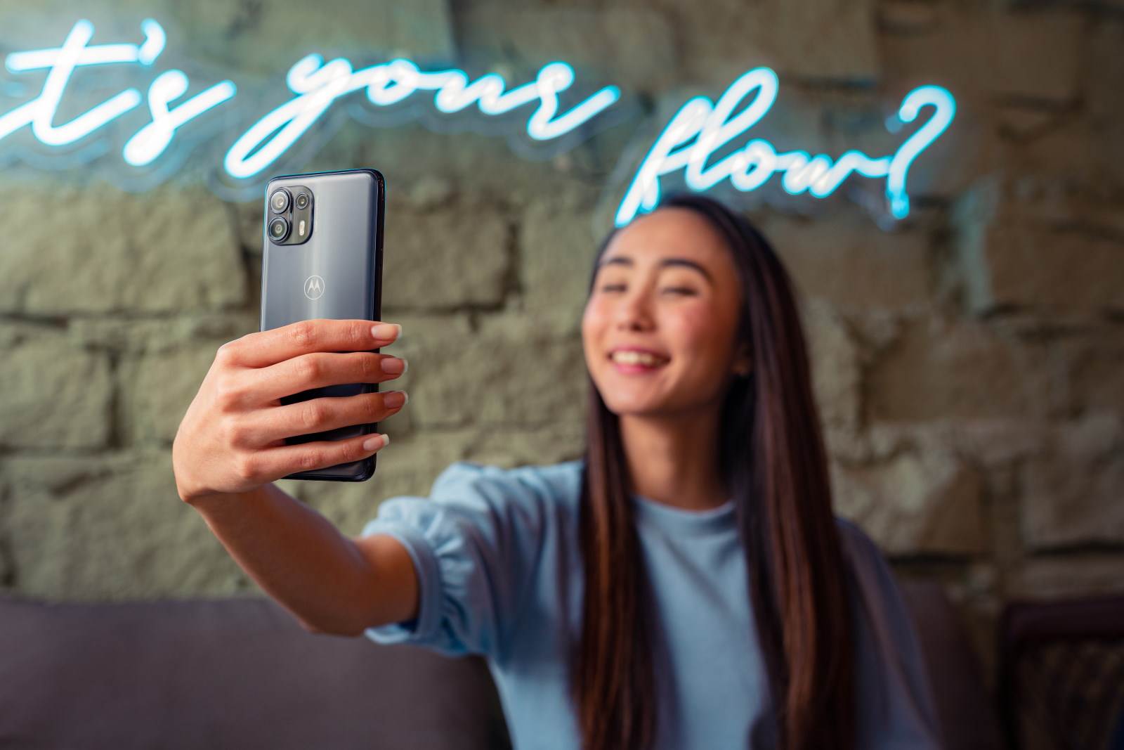   - SmartLife / Motorola 