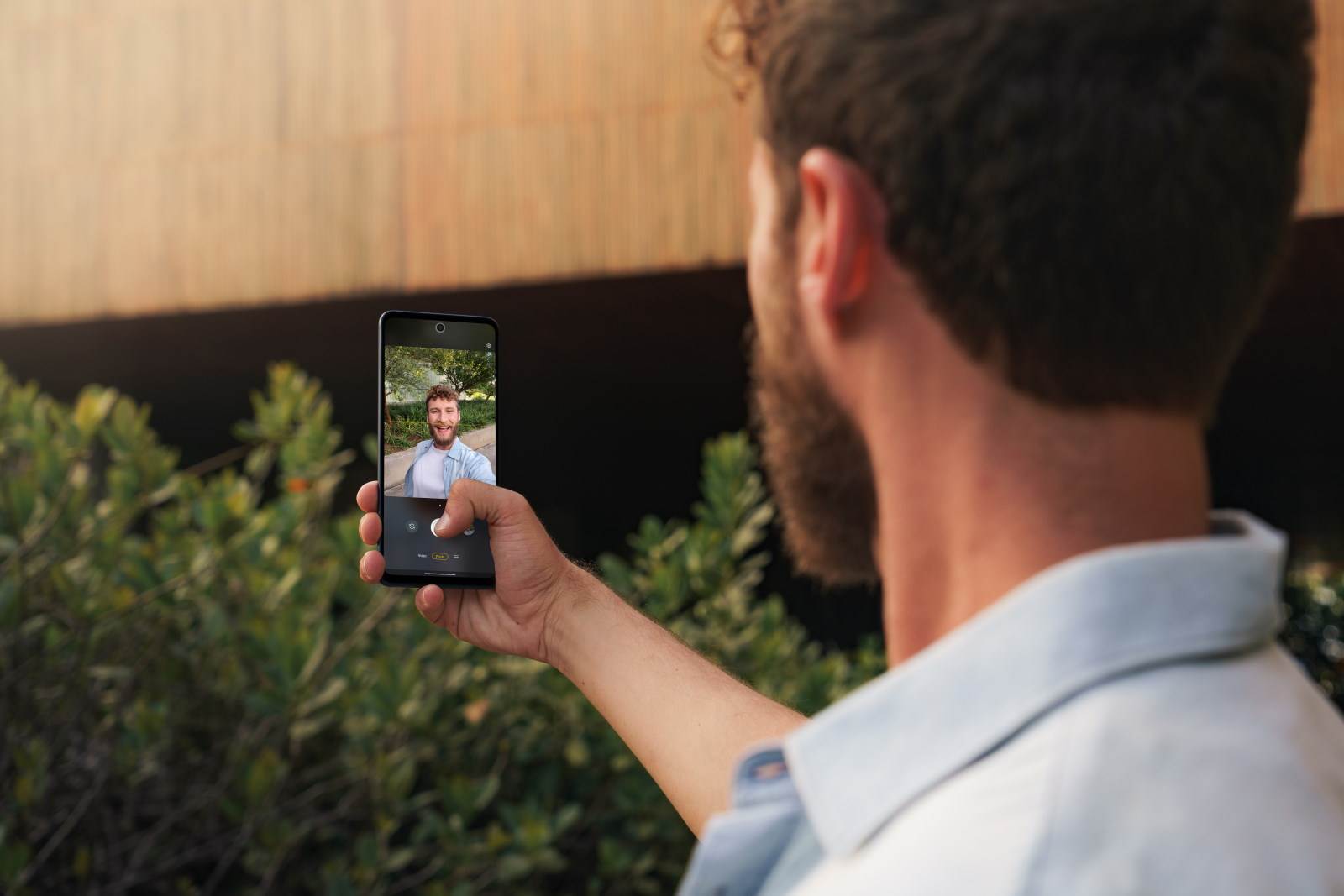   - SmartLife / Motorola 